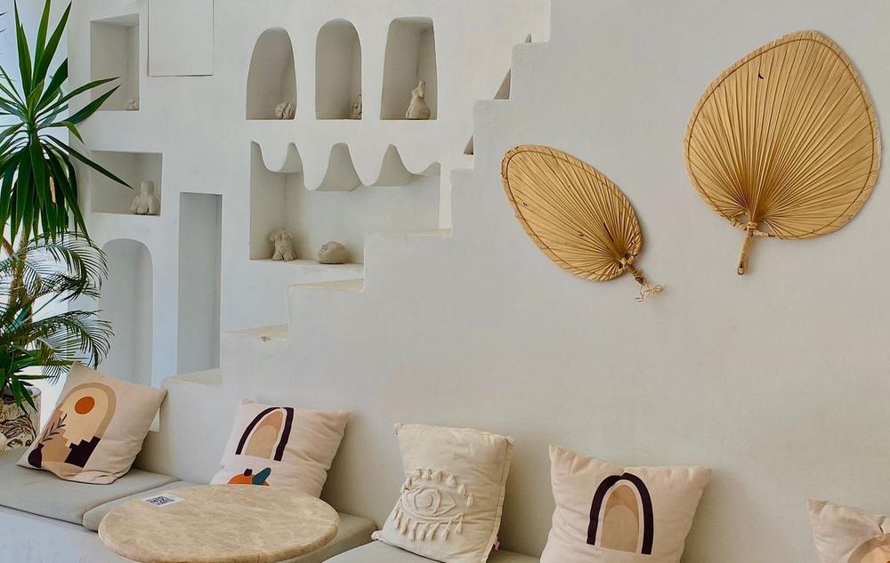 How to Create a Calm, Clutter-Free Bedroom