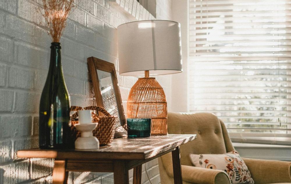 How to Decorate Your Home for Fall Without Clutter