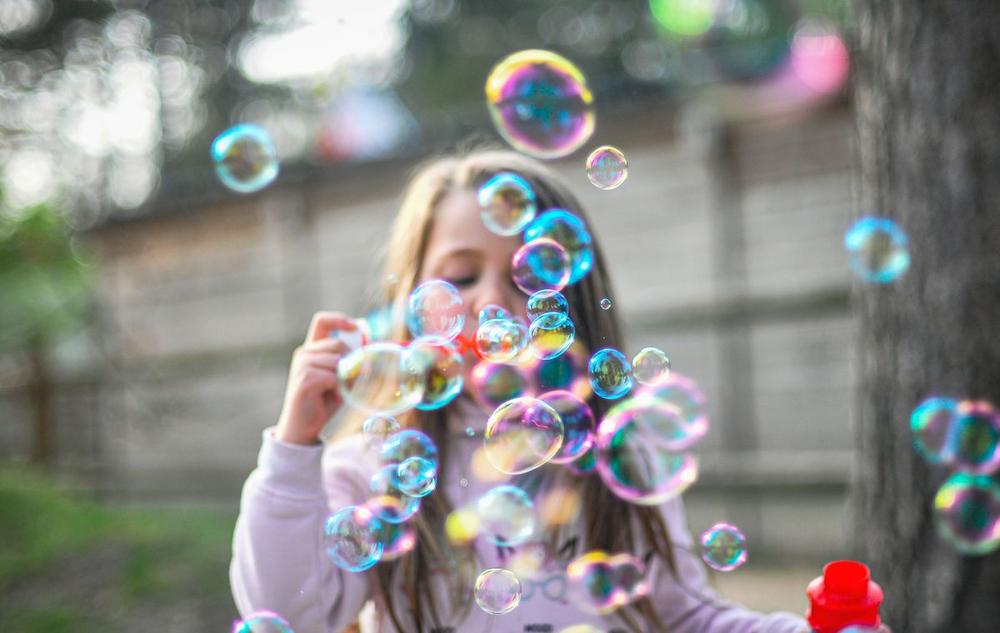 Easy Science Experiments to Do at Home With Kids